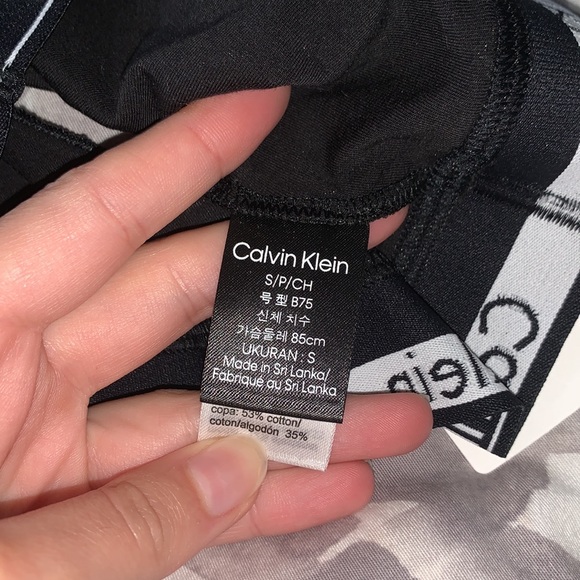 Calvin Klein | Racerback Bralette Size Small New - Picture 3 of 5